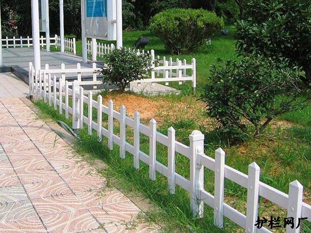 花池围栏浸塑处理比刷漆有什么好处?