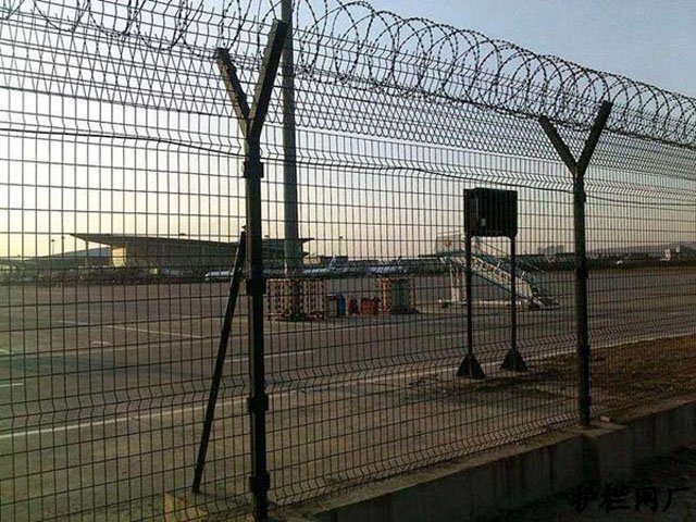 机场围栏网安装要求