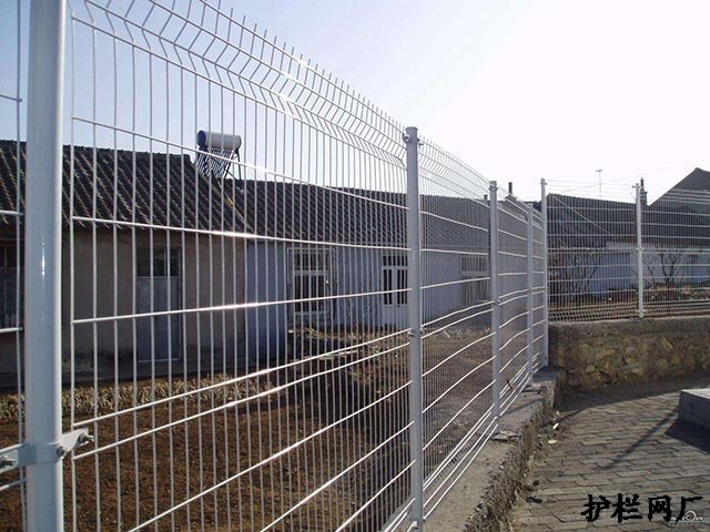 景区围栏网一米需要多少混凝土
