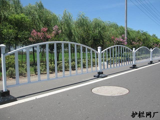 交通设施护栏安装过程中容易出现的问题