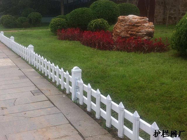花池围栏使用寿命的几大因素
