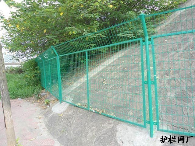 围山围栏网如何提高护栏使用寿命