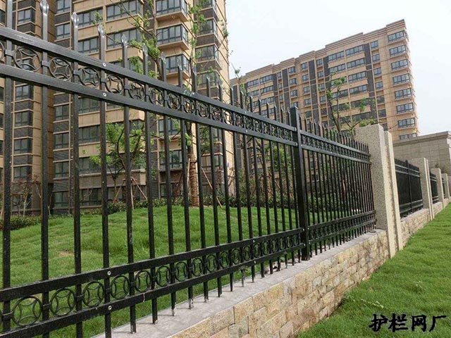 别墅庭院围栏安装方式及工期介绍