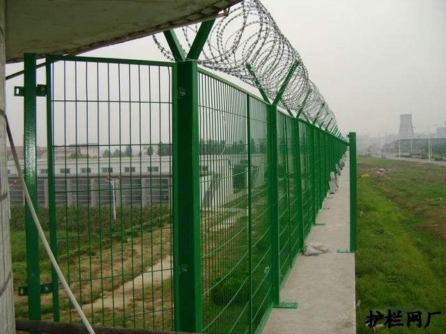 路侧护栏怎么安装护栏网