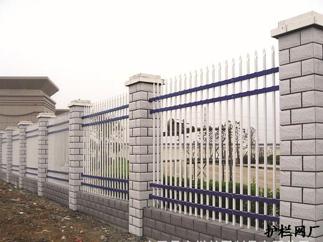 学校锌钢护栏设定为多大尺寸?