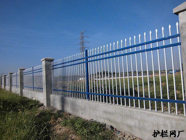 锌钢围栏护栏更新换代